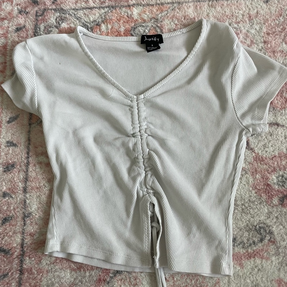 Justify Gray Ruched Crop T-Shirt